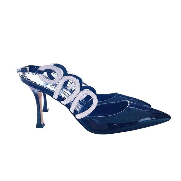 Manolo Blahnik Shoes - Manolo Blahnik two tone patent leather slingback 39.5”